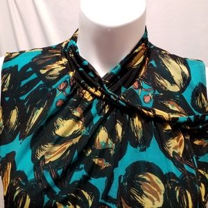 Multicolor cowl neck tee